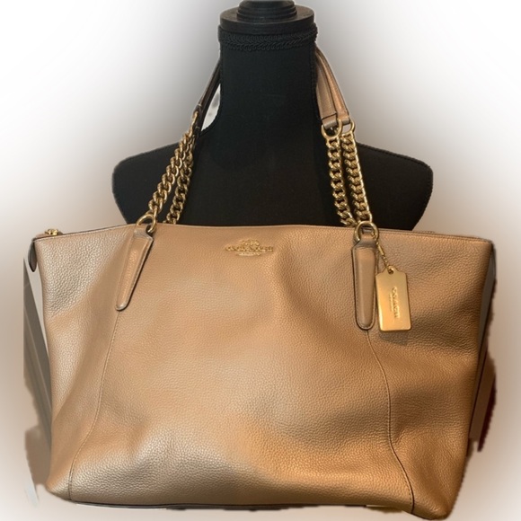 Coach Gold Leather and Chain Women's Bag - Picture 2 of 13